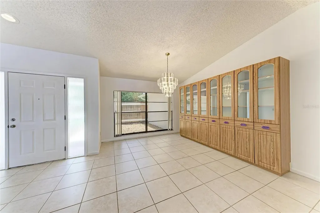 4242 Dryden Circle Sarasota FL 34241