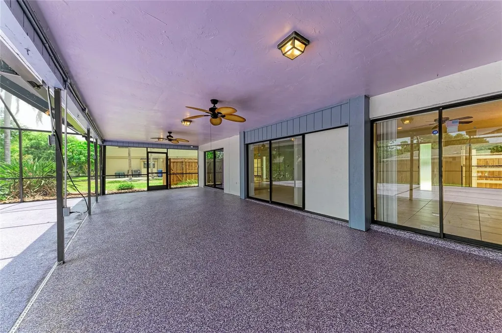 4242 Dryden Circle Sarasota FL 34241
