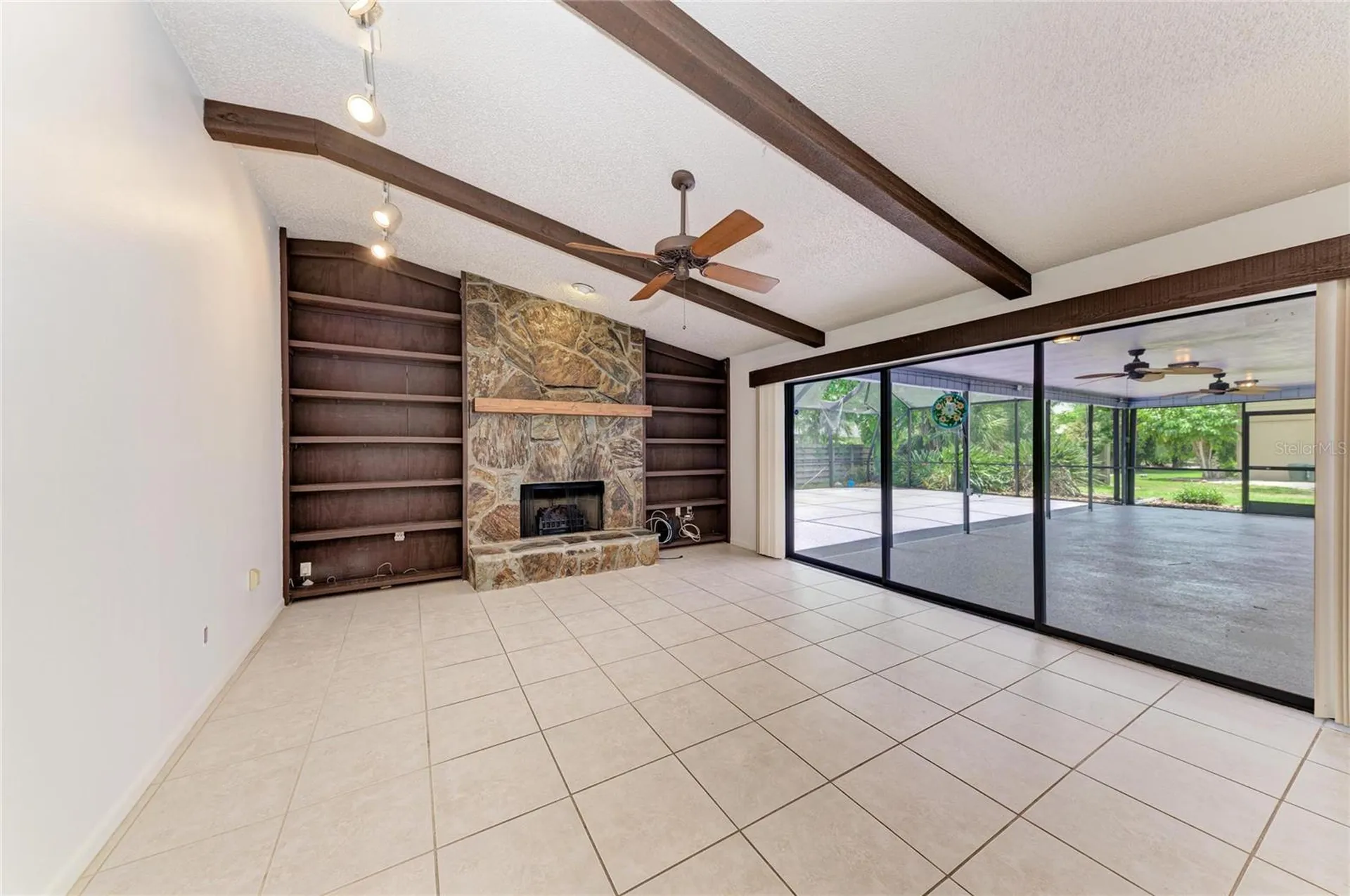 4242 Dryden Circle Sarasota FL 34241