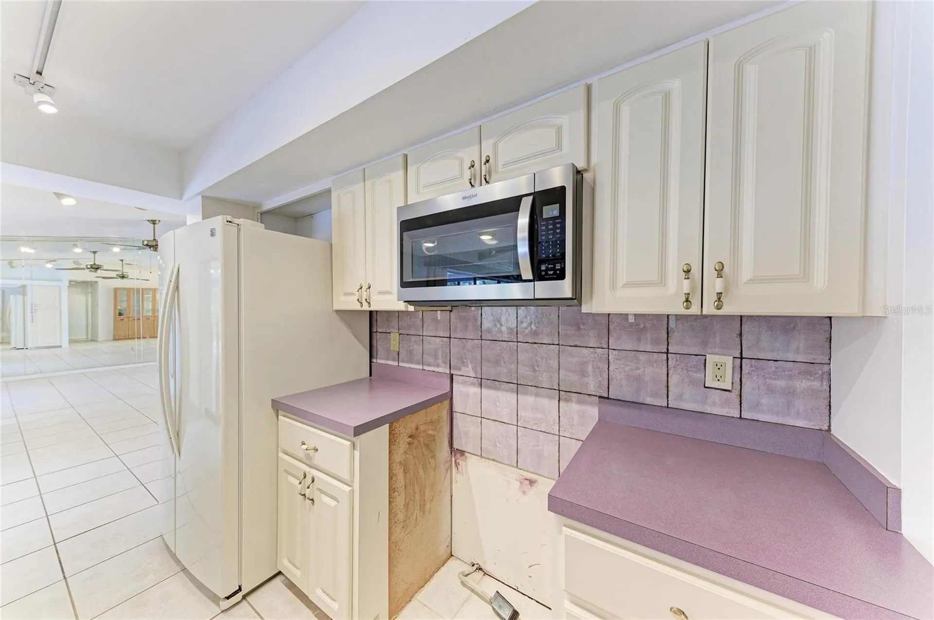 4242 Dryden Circle Sarasota FL 34241