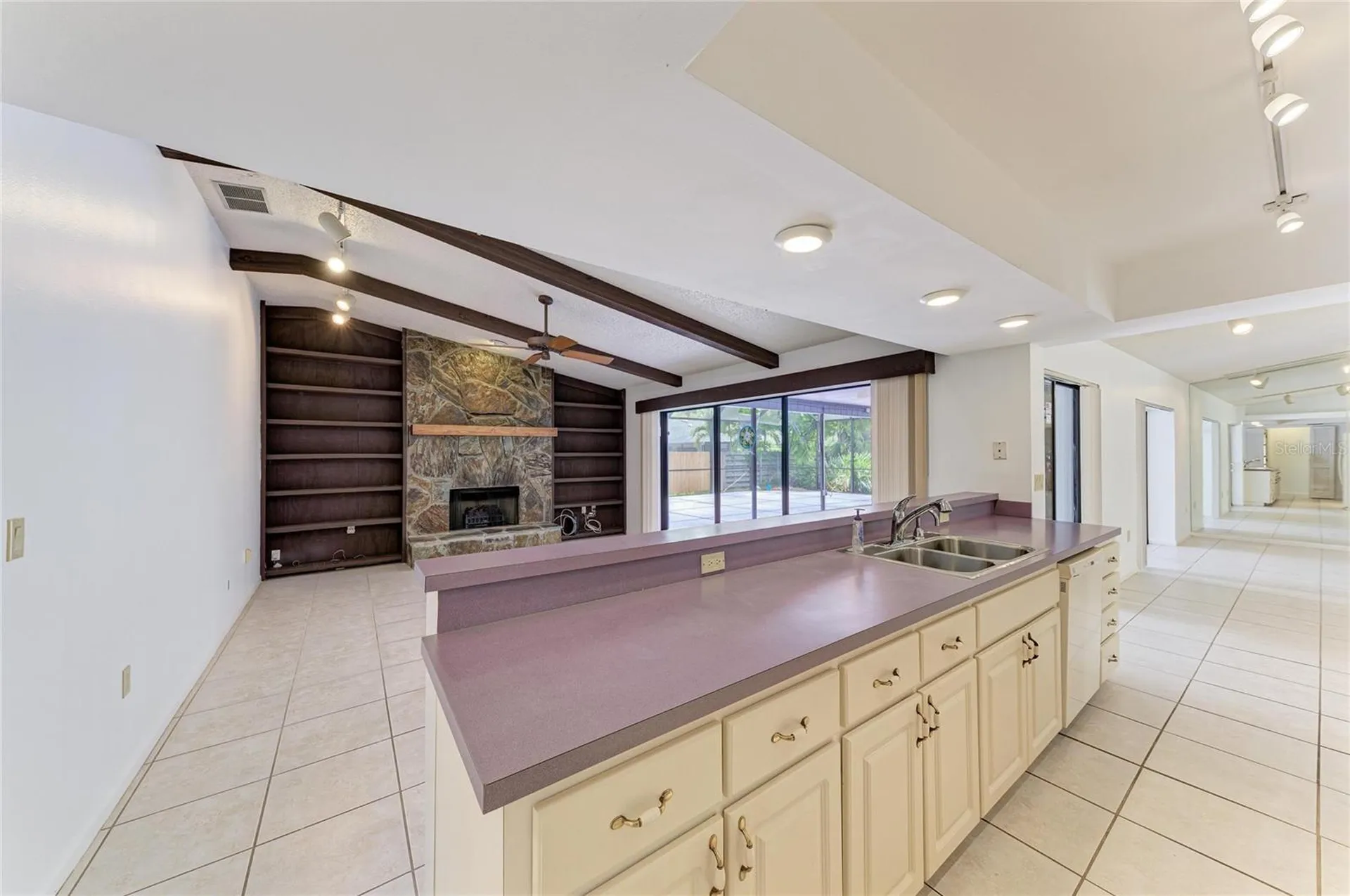 4242 Dryden Circle Sarasota FL 34241