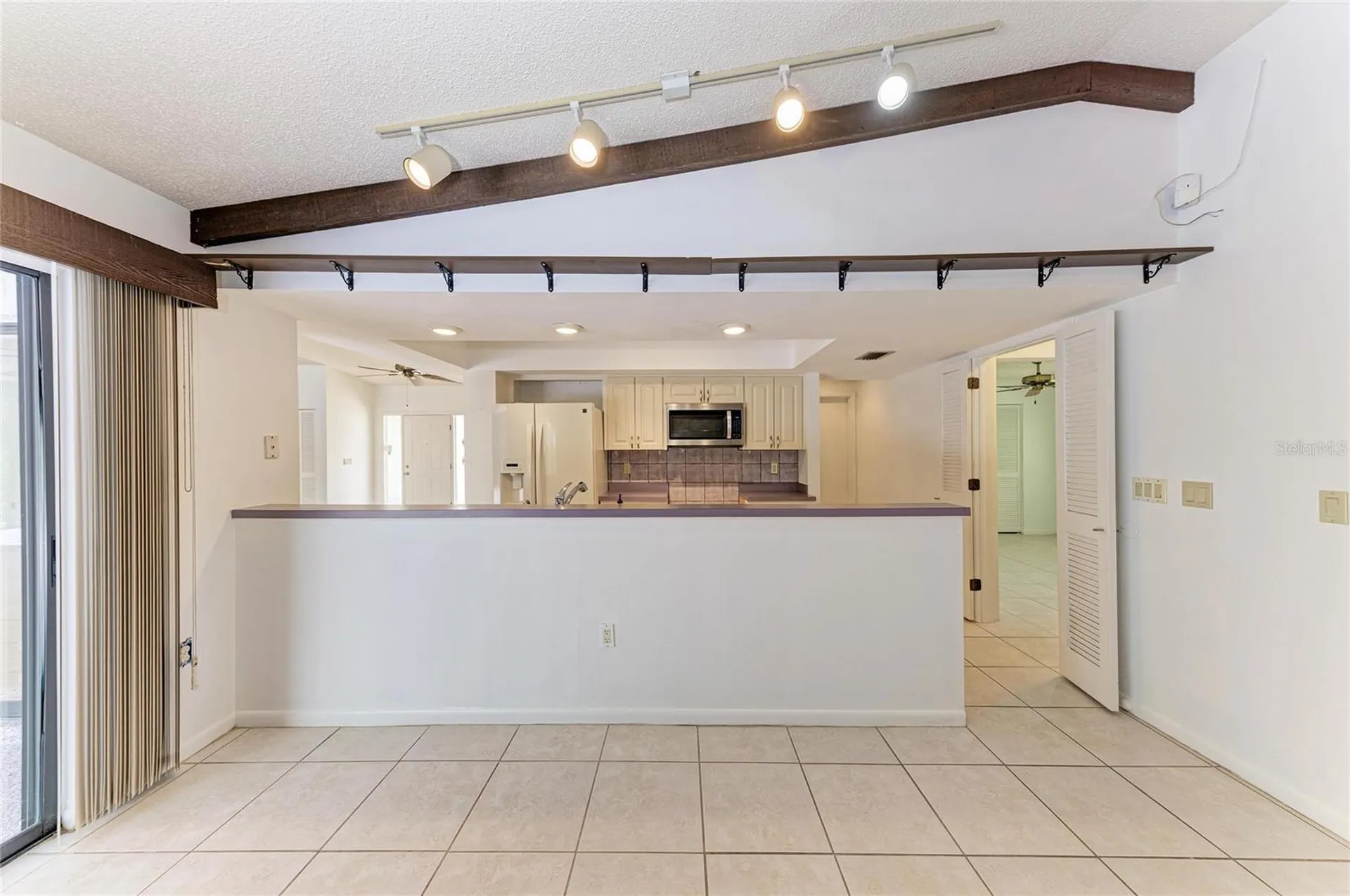 4242 Dryden Circle Sarasota FL 34241