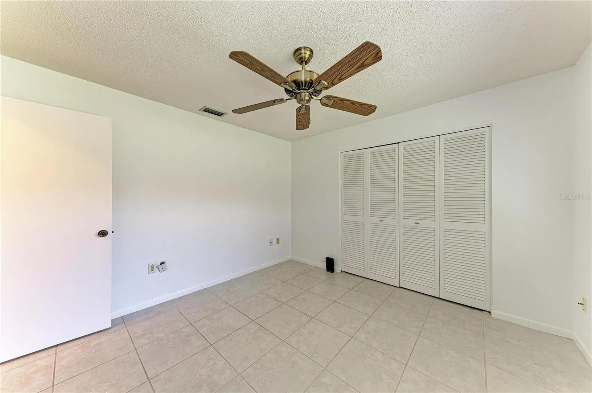 4242 Dryden Circle Sarasota FL 34241