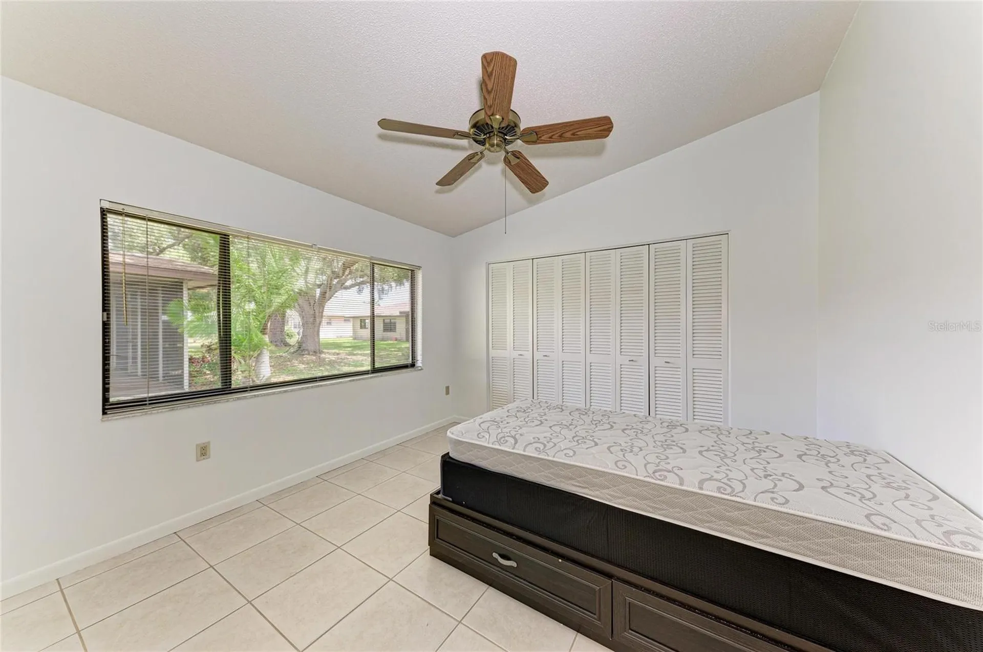 4242 Dryden Circle Sarasota FL 34241