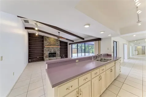 4242 Dryden Circle Sarasota FL 34241