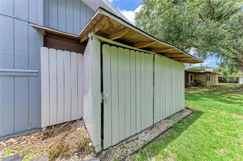 4242 Dryden Circle Sarasota FL 34241