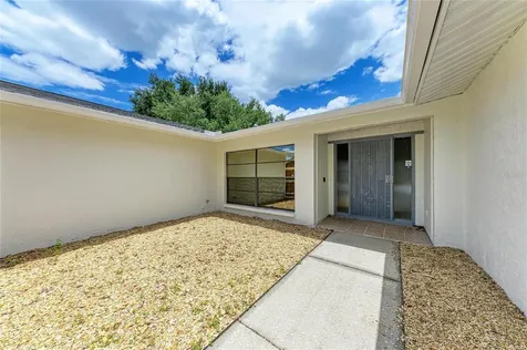4242 Dryden Circle Sarasota FL 34241