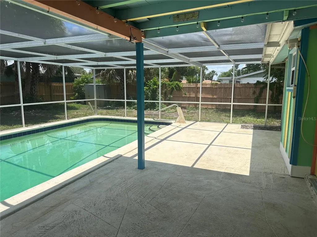 270 W Seminole Drive Venice FL 34293