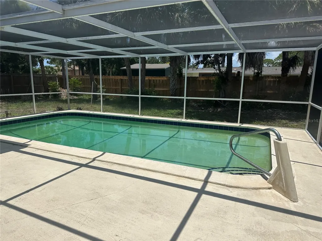 270 W Seminole Drive Venice FL 34293