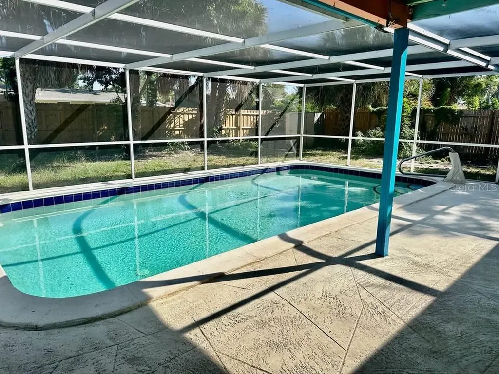 270 W Seminole Drive Venice FL 34293
