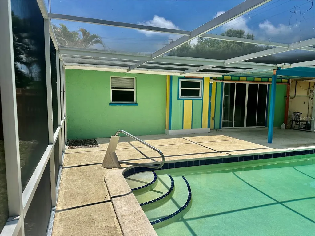 270 W Seminole Drive Venice FL 34293