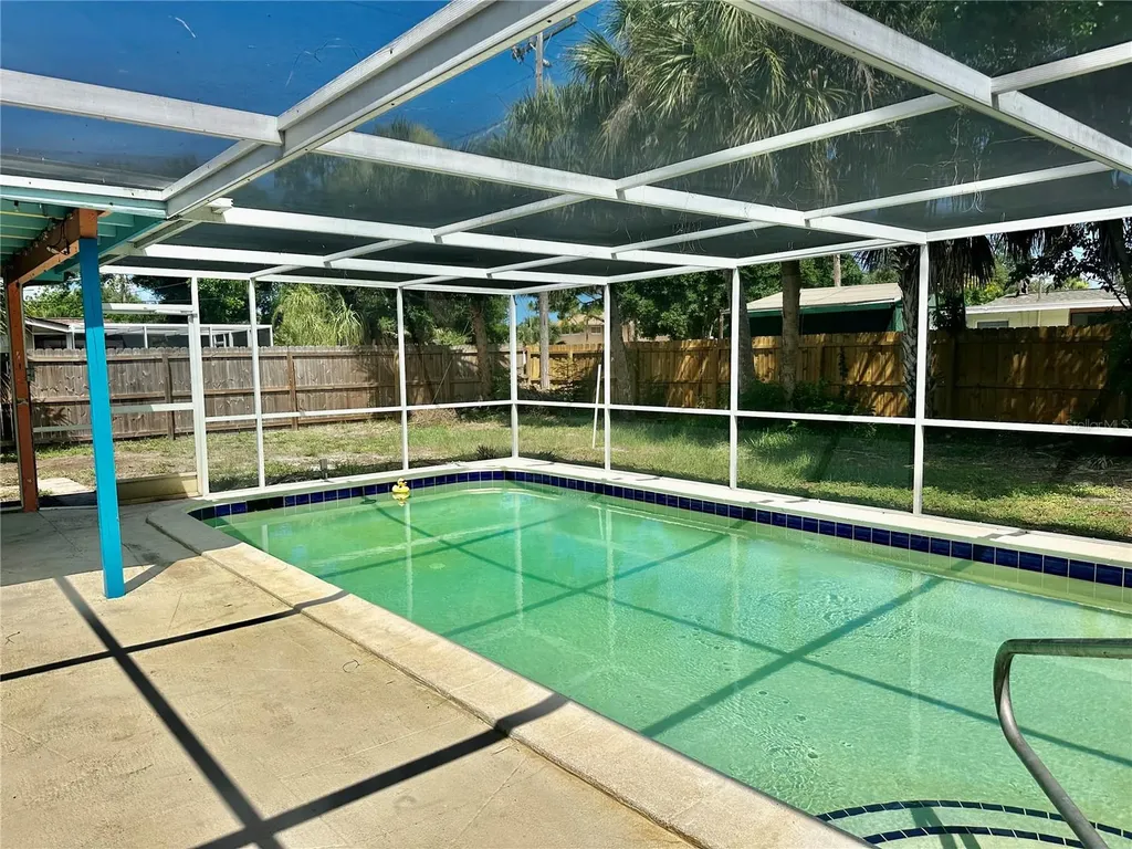 270 W Seminole Drive Venice FL 34293