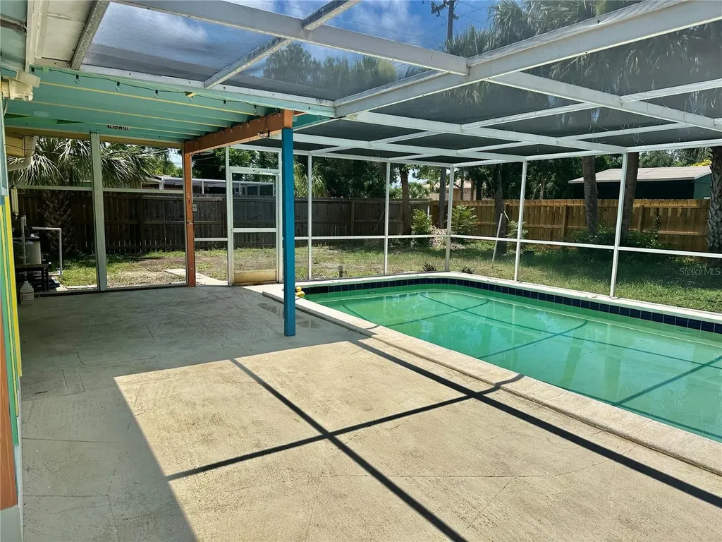 270 W Seminole Drive Venice FL 34293