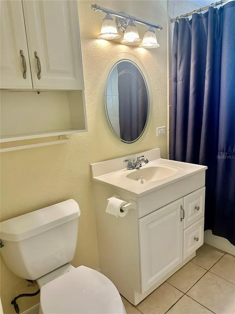 270 W Seminole Drive Venice FL 34293