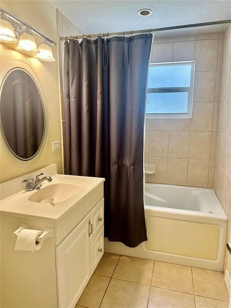 270 W Seminole Drive Venice FL 34293