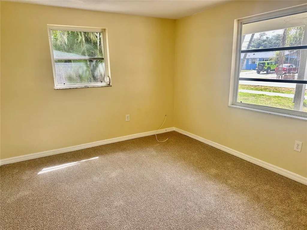 270 W Seminole Drive Venice FL 34293