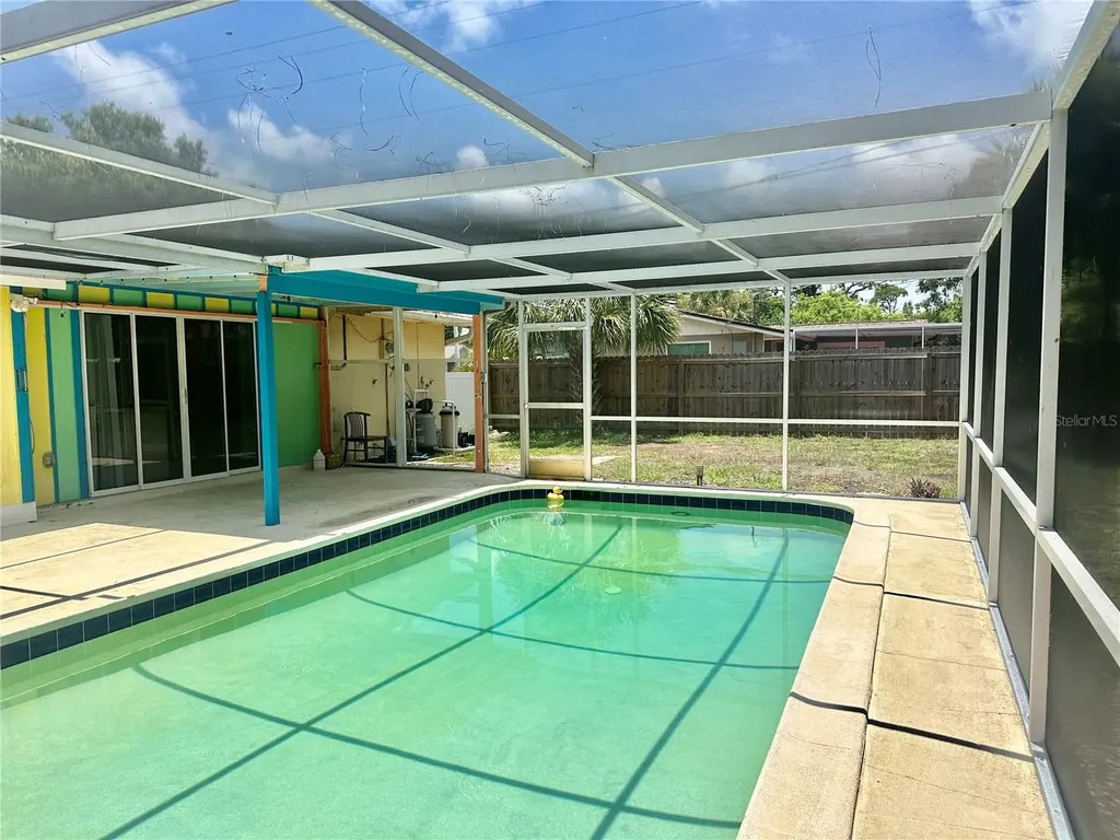 270 W Seminole Drive Venice FL 34293