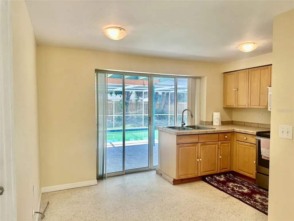 270 W Seminole Drive Venice FL 34293