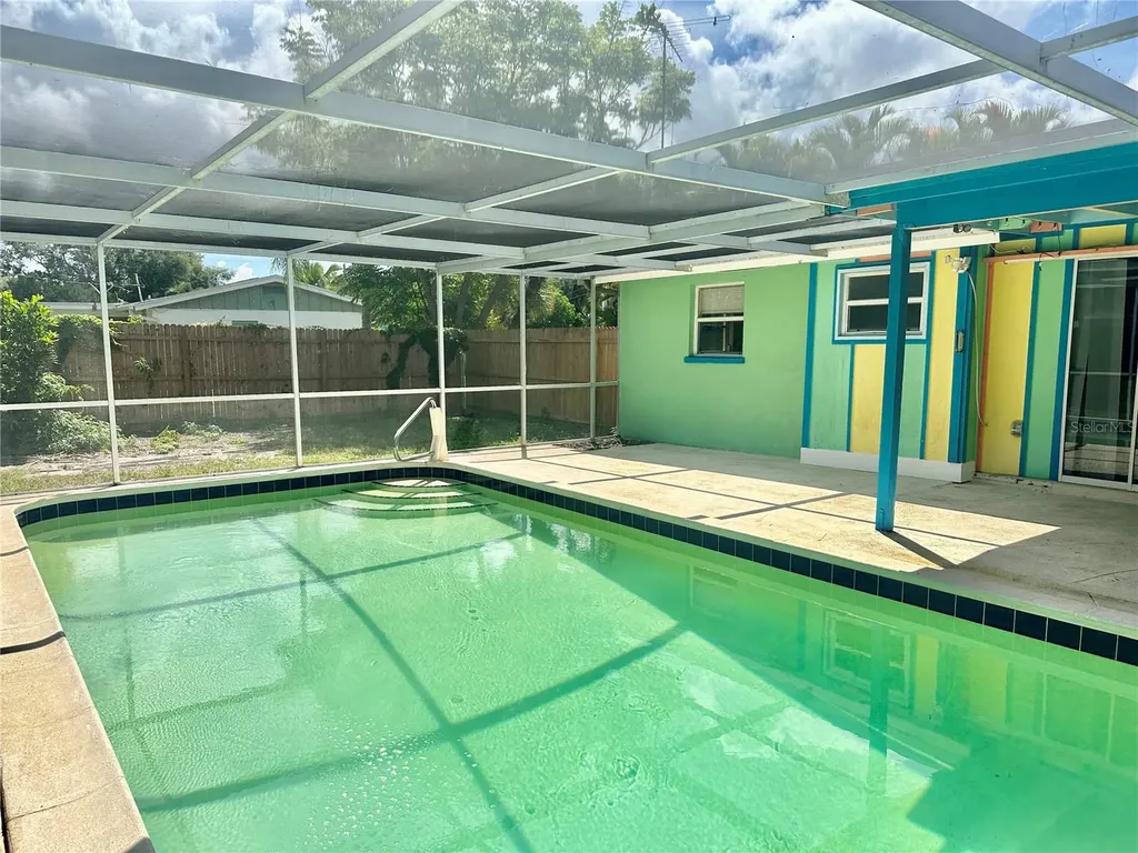 270 W Seminole Drive Venice FL 34293