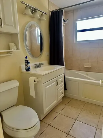 270 W Seminole Drive Venice FL 34293
