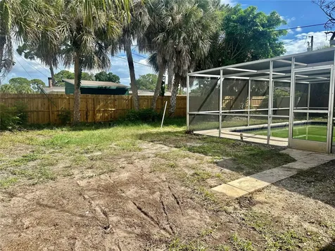 270 W Seminole Drive Venice FL 34293
