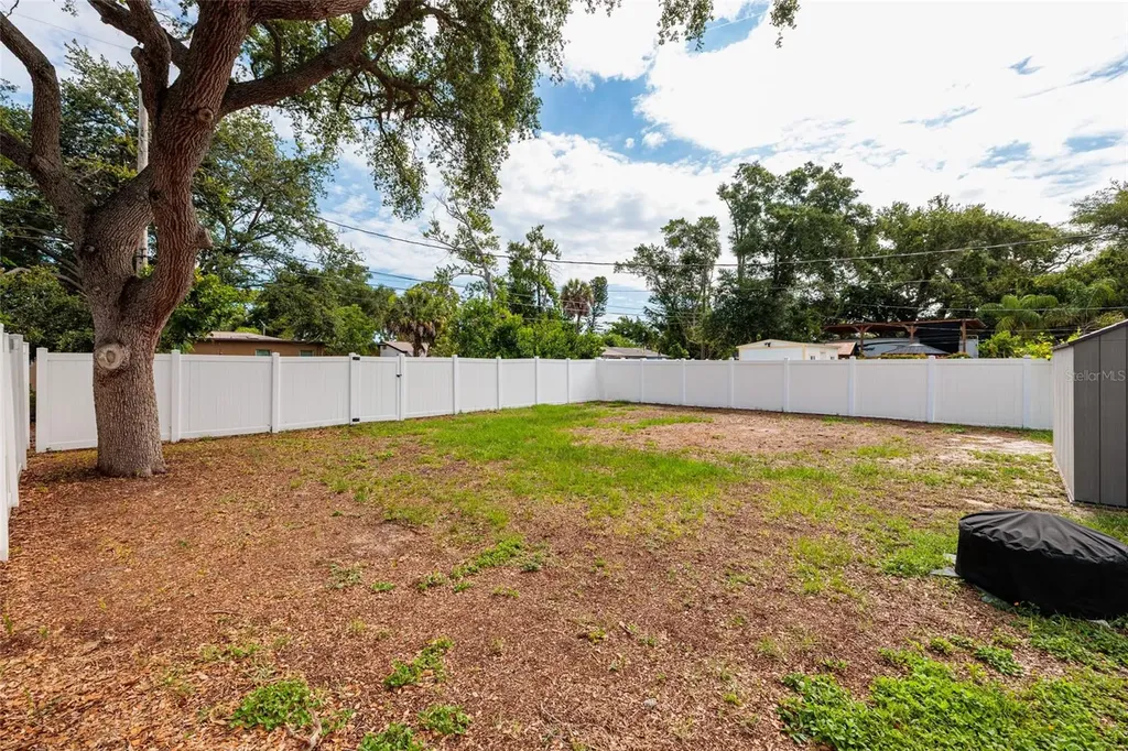 661 63rd Avenue S St Petersburg FL 33705