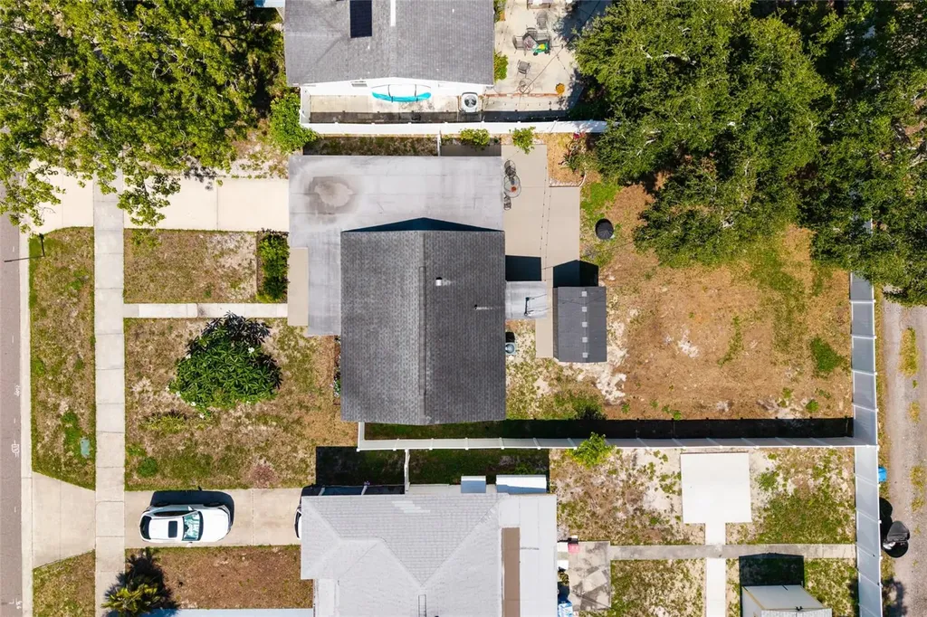 661 63rd Avenue S St Petersburg FL 33705