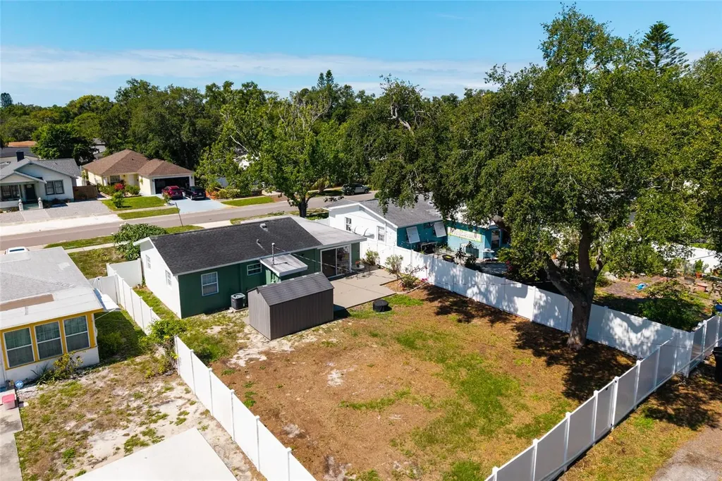 661 63rd Avenue S St Petersburg FL 33705