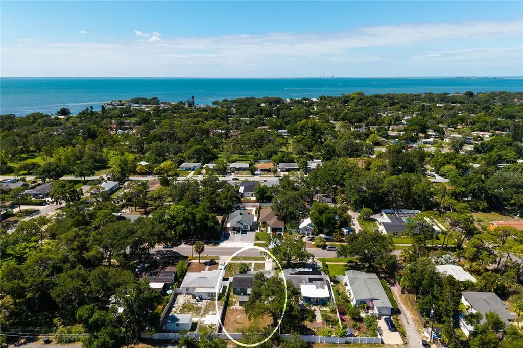 661 63rd Avenue S St Petersburg FL 33705