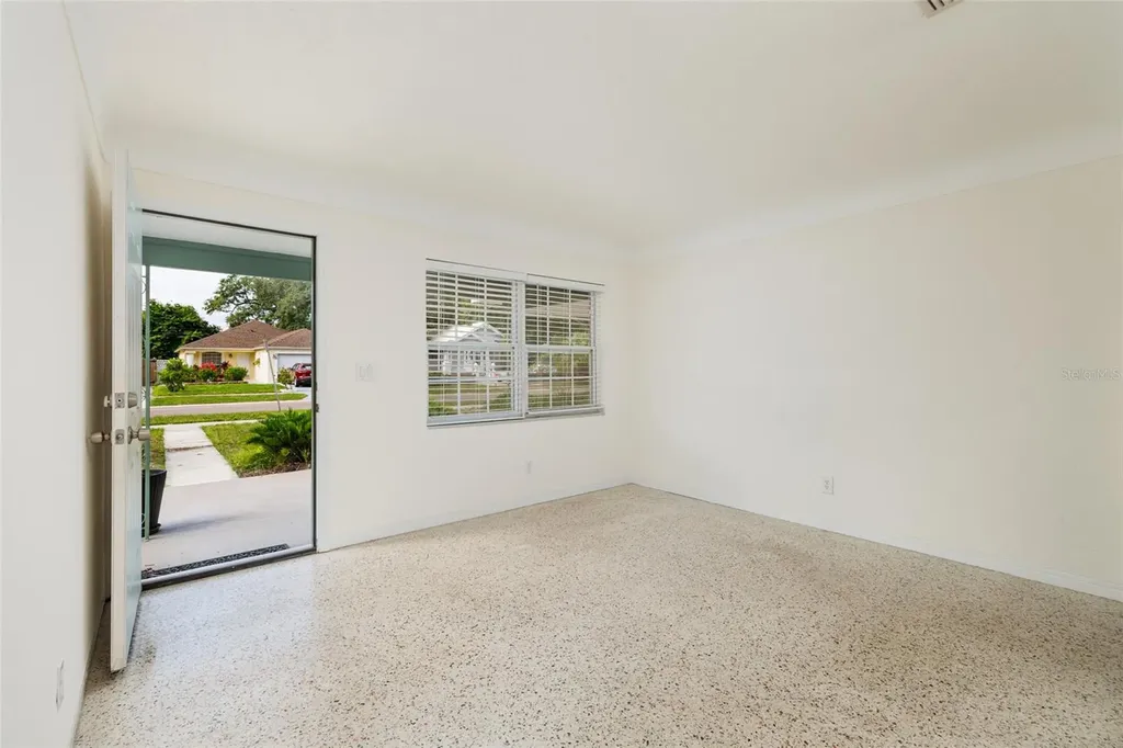 661 63rd Avenue S St Petersburg FL 33705