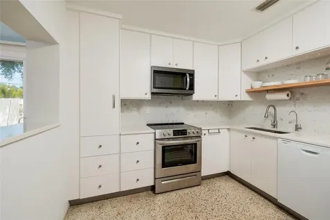 661 63rd Avenue S St Petersburg FL 33705