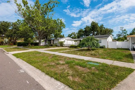661 63rd Avenue S St Petersburg FL 33705