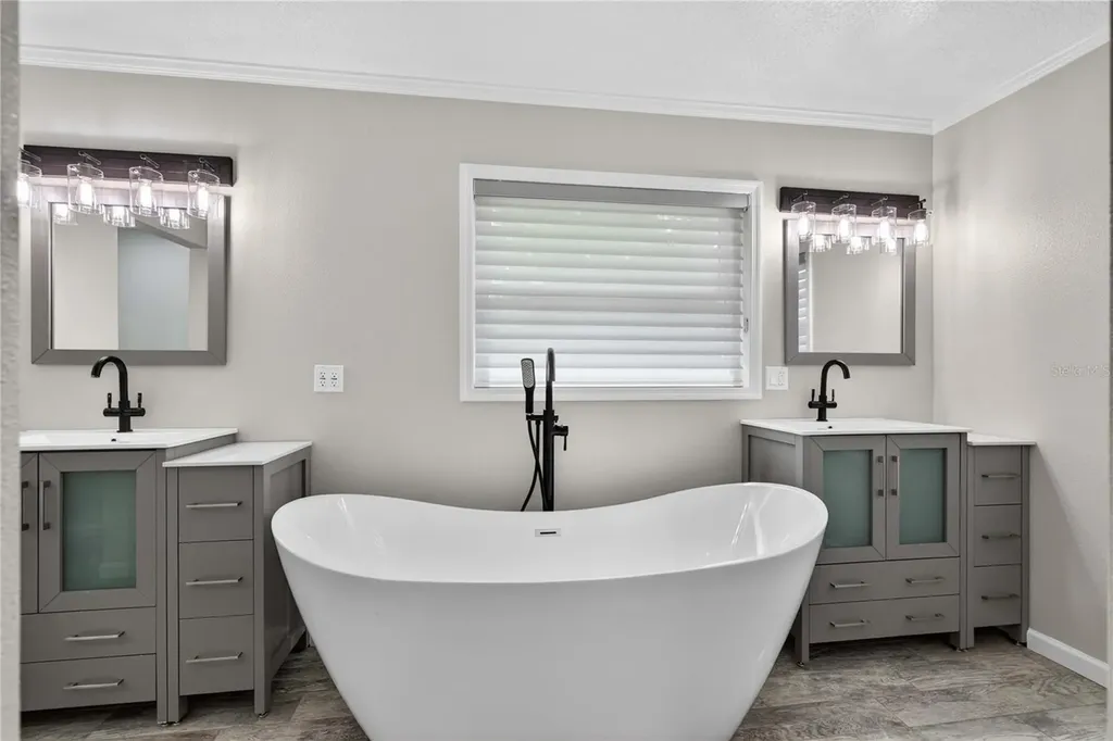 27638 Lisa Drive Tavares FL 32778