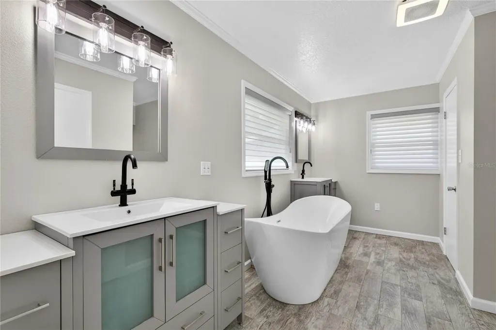 27638 Lisa Drive Tavares FL 32778