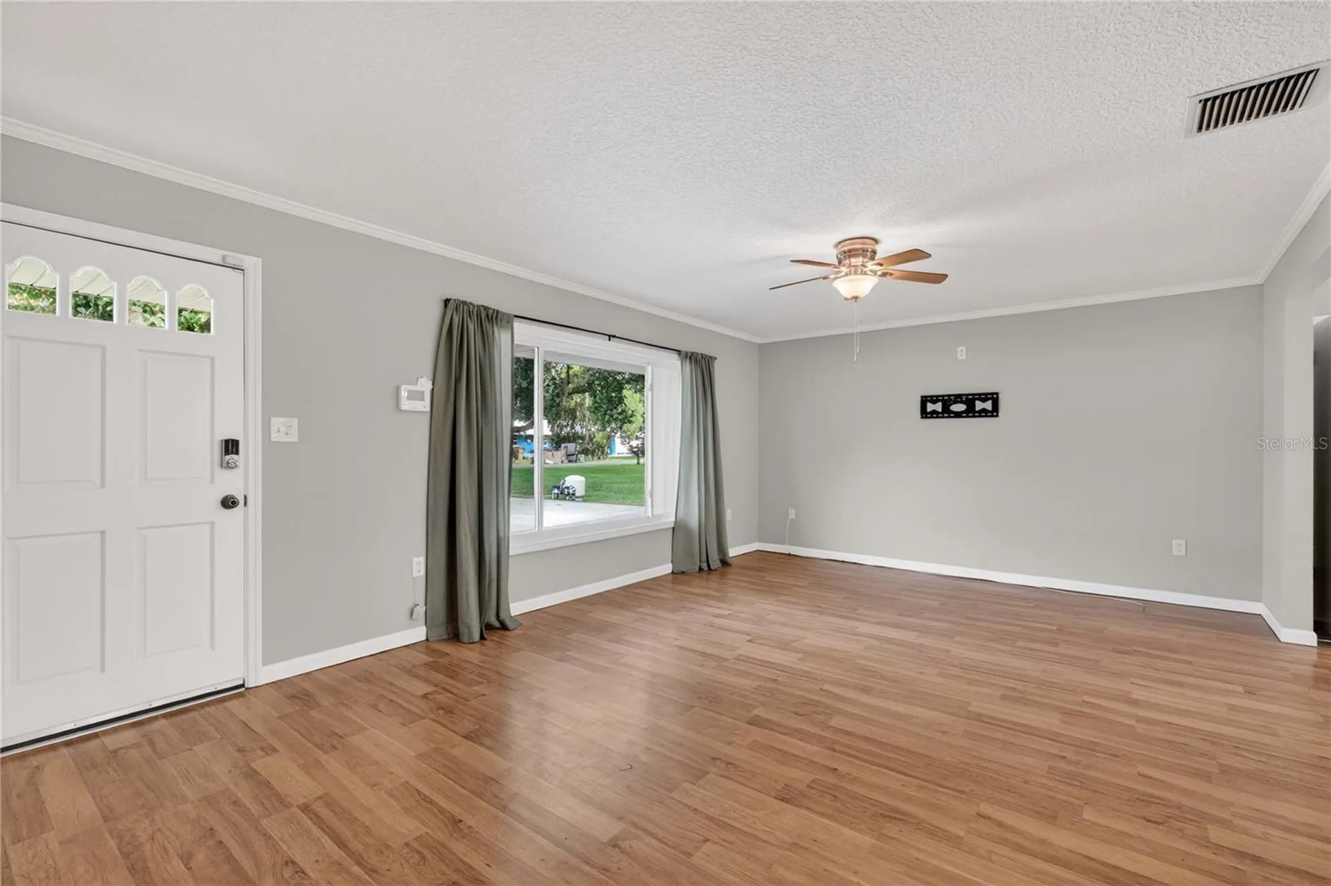 27638 Lisa Drive Tavares FL 32778