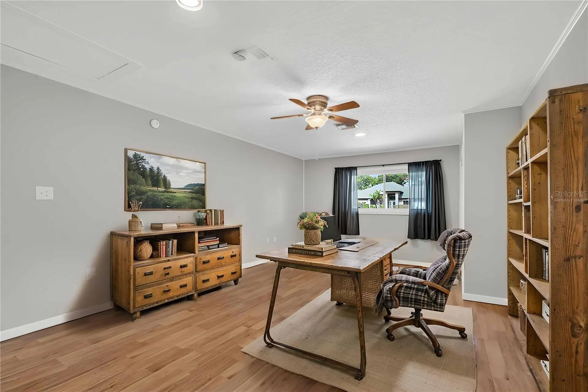 27638 Lisa Drive Tavares FL 32778