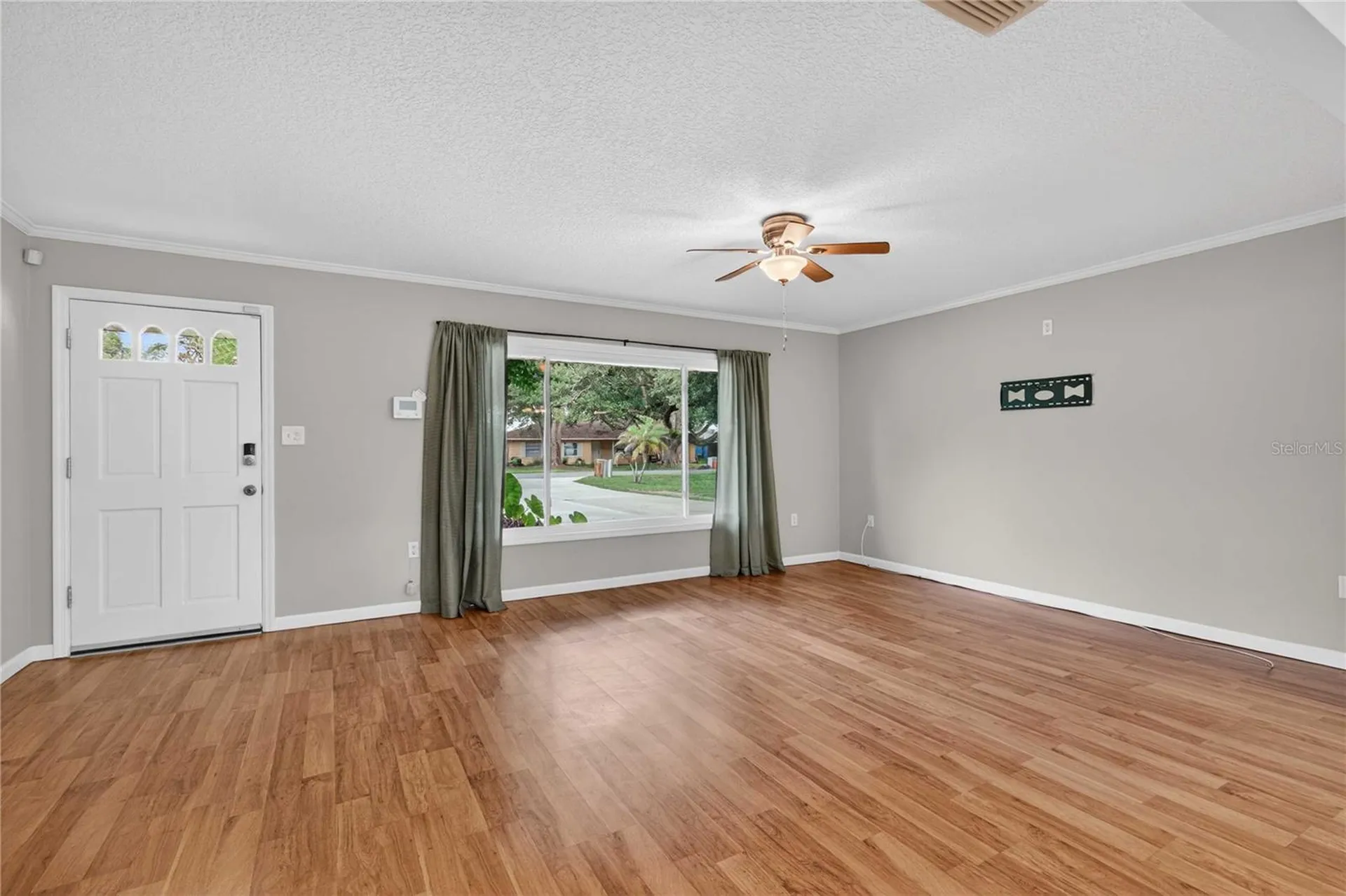 27638 Lisa Drive Tavares FL 32778