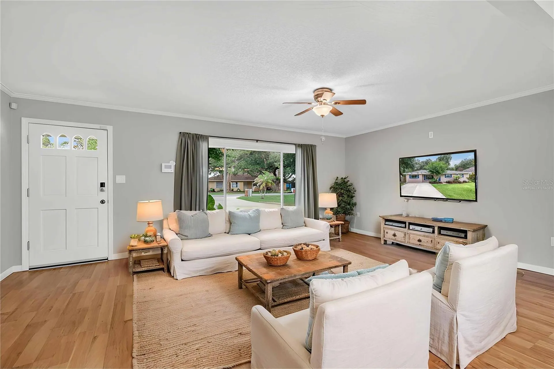 27638 Lisa Drive Tavares FL 32778