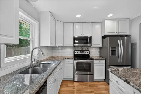 27638 Lisa Drive Tavares FL 32778