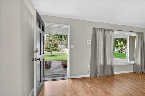 27638 Lisa Drive Tavares FL 32778