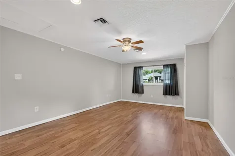 27638 Lisa Drive Tavares FL 32778