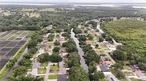 27638 Lisa Drive Tavares FL 32778