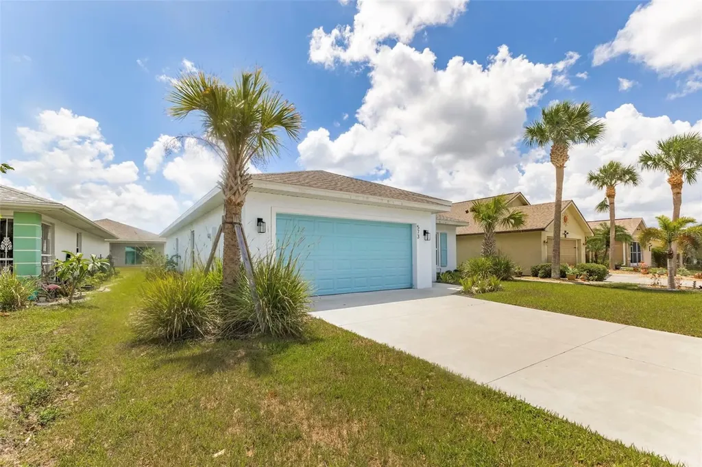 573 Rose Apple Circle Port Charlotte FL 33954