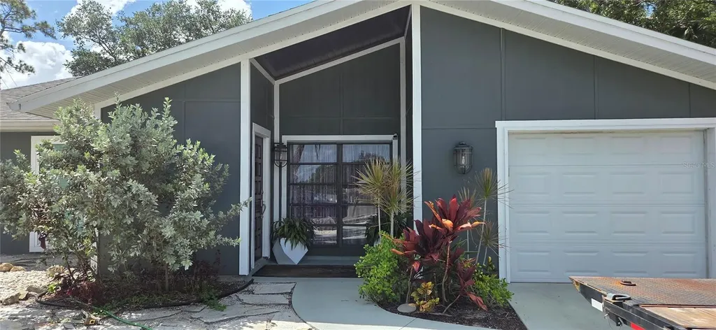 221 Dade Avenue Sarasota FL 34232