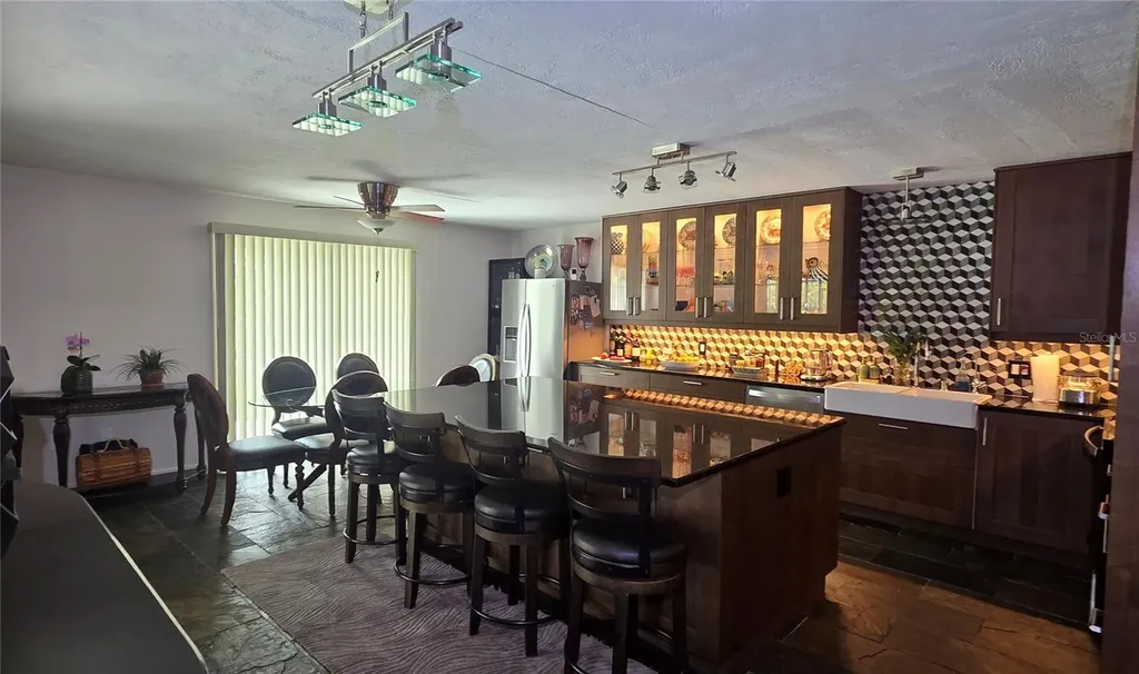 221 Dade Avenue Sarasota FL 34232
