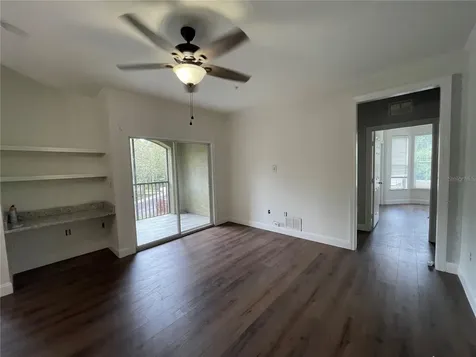 9916 Courtney Palms Boulevard Tampa FL 33619