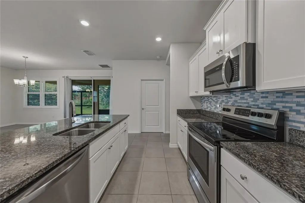 12322 Eastpointe Drive Dade City FL 33525