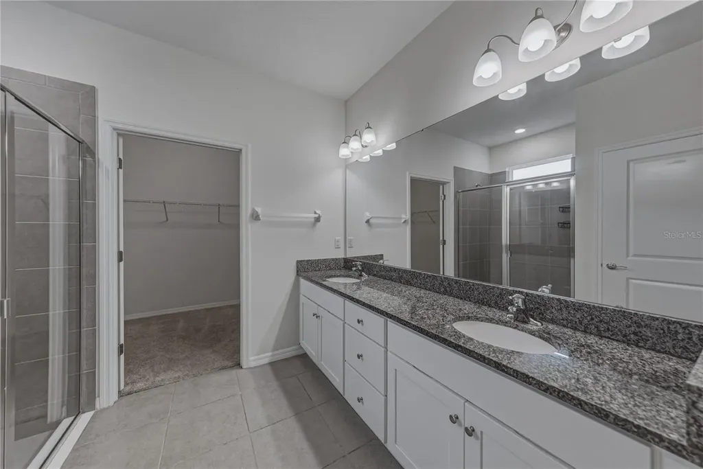 12322 Eastpointe Drive Dade City FL 33525