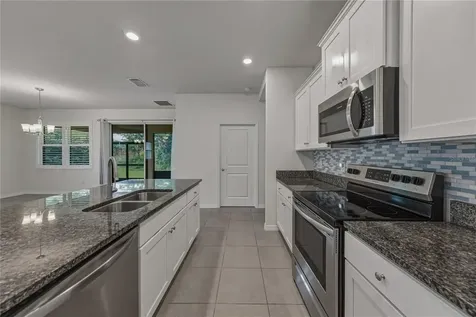 12322 Eastpointe Drive Dade City FL 33525