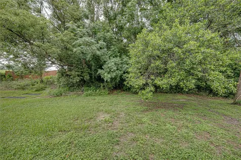 12322 Eastpointe Drive Dade City FL 33525